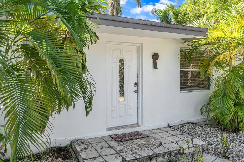 Biscayne Shore #2 - 3 2 - Charming And Tropical Villa Miami Exterior photo